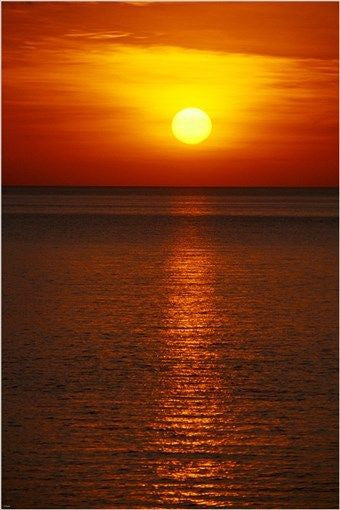 BEAUTIFUL SETTING SUN photo poster AMBER LIGHT rippling water OCEAN 24X36